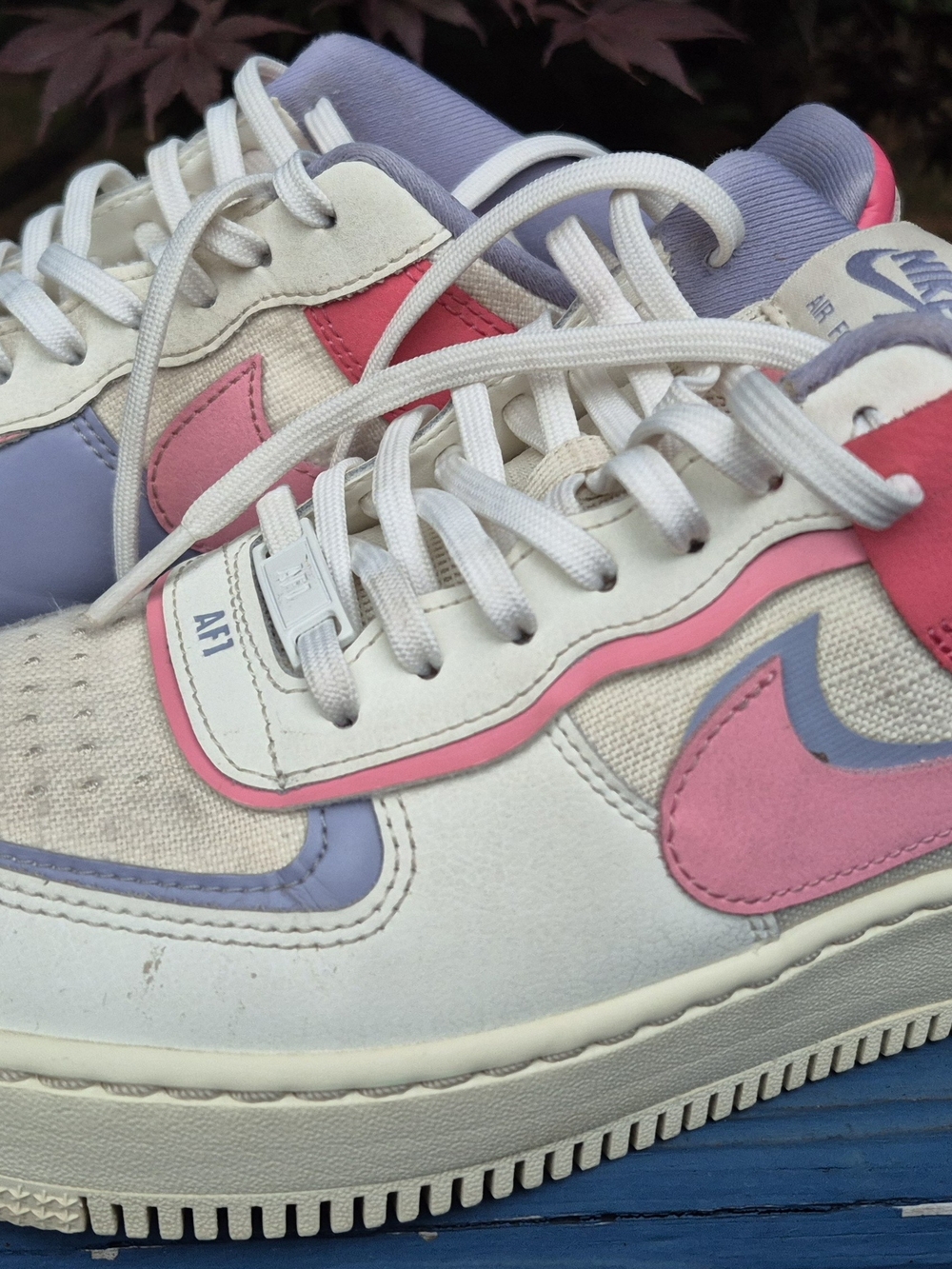 Nike Low-Top Sneakers in White, Pink & Lavender